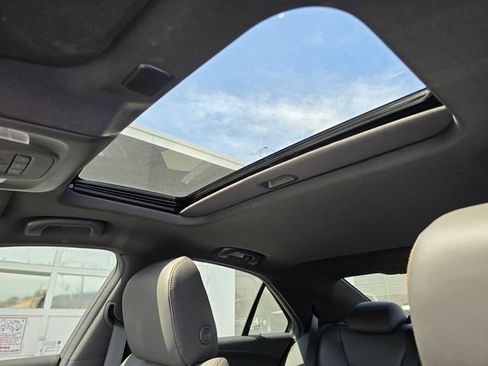 Used 2025 Cadillac CT4 Sport AWD/4WD image 24