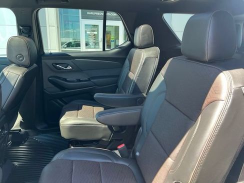 Used 2023 Chevrolet Traverse High Country AWD/4WD image 24