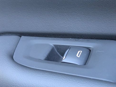 New 2026 Chevrolet Tahoe High Country AWD/4WD image 38