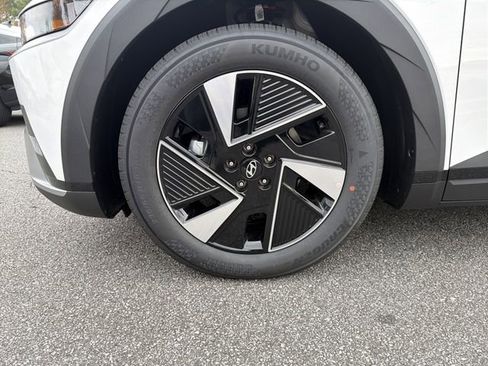 New 2026 Hyundai Ioniq 5 SE image 11
