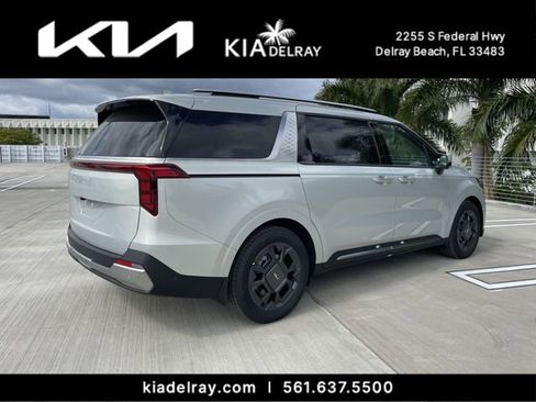 New 2026 Kia Carnival SX FWD image 3
