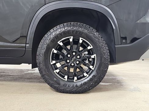 Certified 2024 Chevrolet Traverse Z71 w/ Enhanced Driving Package image 40