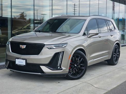 Used 2023 Cadillac XT6 Sport image 1