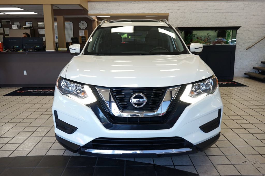 Used 2017 Nissan Rogue SV AWD/4WD image 20