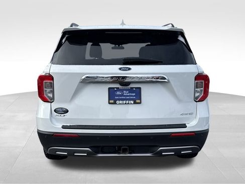 Certified 2023 Ford Explorer XLT w/ Equipment Group 202A image 5