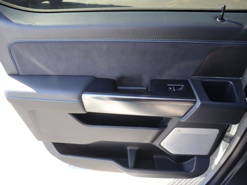 New 2026 Ford F250 Platinum AWD/4WD image 18