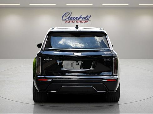 Used 2026 Cadillac Vistiq Platinum w/ LPO, Floor Liner Package AWD/4WD image 5