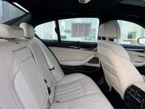Used 2019 BMW 540i 540i image 9