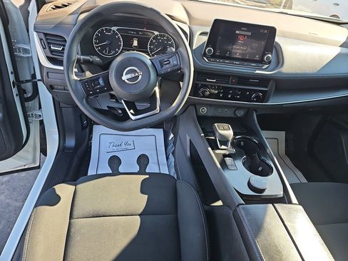 Used 2023 Nissan Rogue S image 22