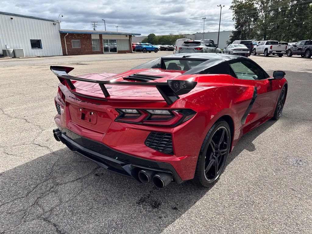 Used 2024 Chevrolet Corvette Stingray Preferred Conv w/ Stealth Interior Trim Package RWD image 5