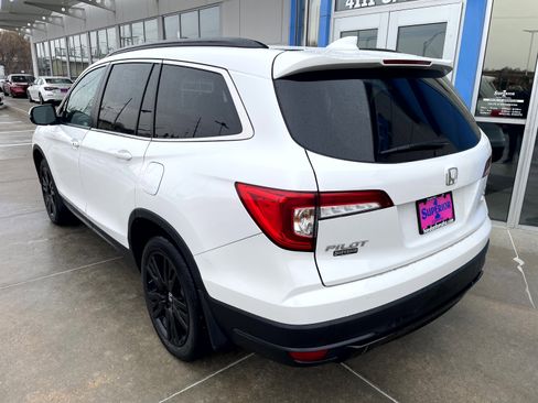 Certified 2022 Honda Pilot Special Edition image 2