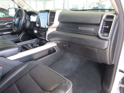 Used 2020 RAM 1500 Laramie RWD image 34