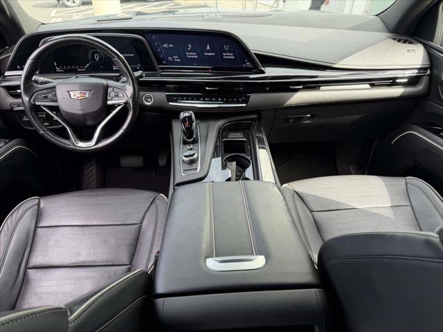 Used 2021 Cadillac Escalade ESV Sport AWD/4WD image 16