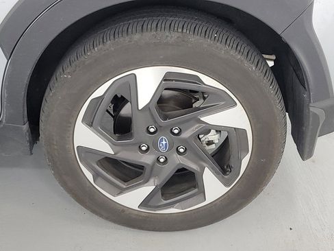 Used 2025 Subaru Crosstrek 2.5i Limited w/ Crosstrek Mirror Package image 11