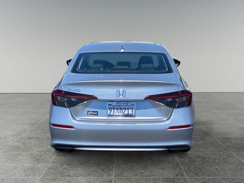Used 2025 Honda Civic LX image 4