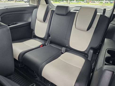 Used 2025 Honda Odyssey Elite image 11