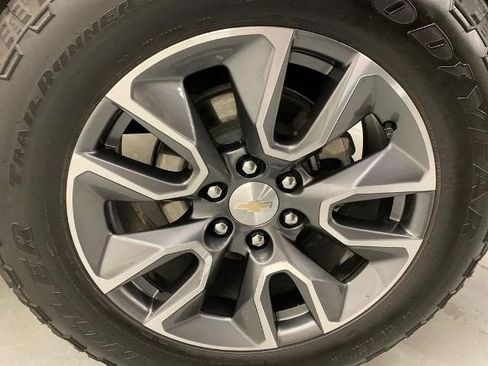 Certified 2024 Chevrolet Silverado 1500 LT image 23