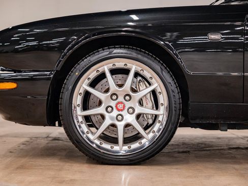 Used 2002 Jaguar XJ8 RWD image 26