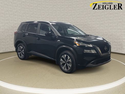 Certified 2023 Nissan Rogue SV w/ SV Premium B Package image 3