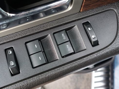 Used 2014 Ford F150 Lariat w/ Equipment Group 502A Luxury AWD/4WD image 28