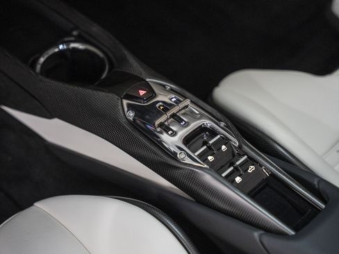 Used 2024 Ferrari 296 GTS image 40