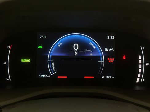 Used 2025 Toyota Camry SE w/ Convenience Package FWD image 13