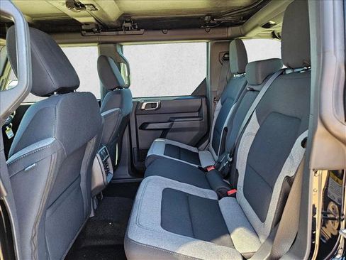 New 2025 Ford Bronco 4-Door image 16