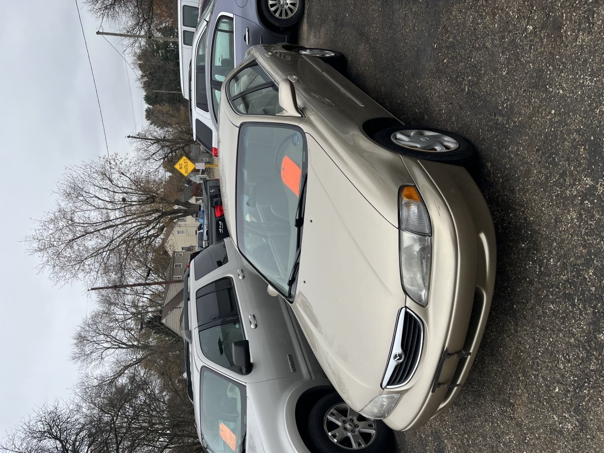 Used 1998 MAZDA 626 FWD image 1