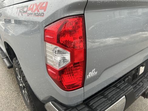 Used 2019 Toyota Tundra SR5 w/ TRD Off Road Package image 11