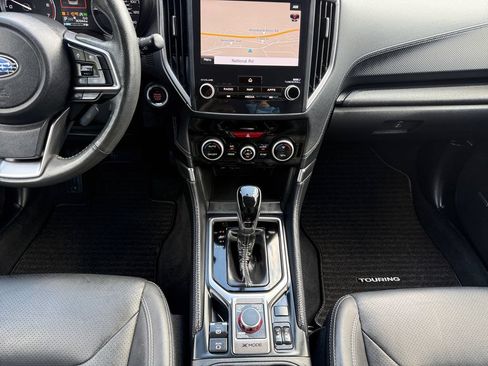 Used 2024 Subaru Forester Touring w/ Convenience Package AWD/4WD image 17