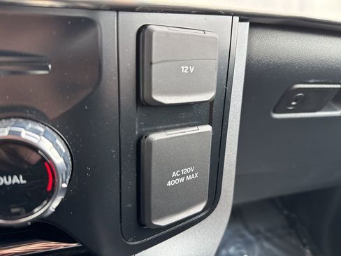 Certified 2023 Ford F150 Lariat image 31