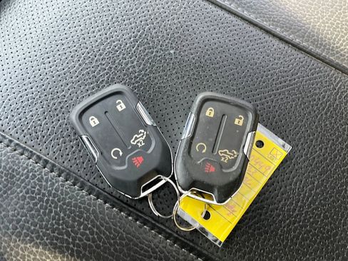 Used 2023 GMC Sierra 3500 Denali w/ Denali Ultimate Package image 34