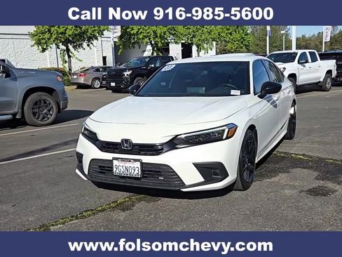 Used 2023 Honda Civic Sport image 3