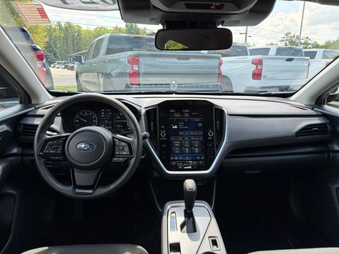 Used 2024 Subaru Crosstrek 2.0i Premium AWD/4WD image 11