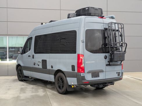 Used 2022 Mercedes-Benz Sprinter 2500 image 8