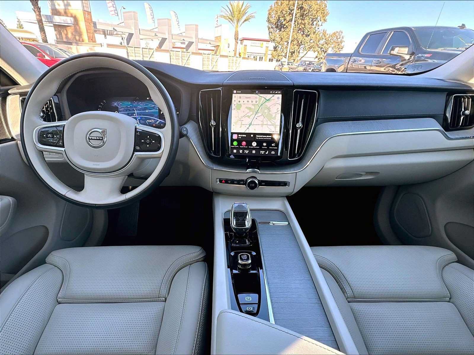 Used 2025 Volvo XC60 T8 Ultra w/ Climate Package AWD/4WD image 17