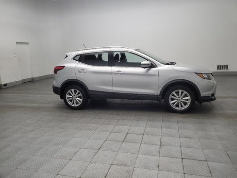 Used 2017 Nissan Rogue Sport SV w/ SV Premium Package FWD image 11