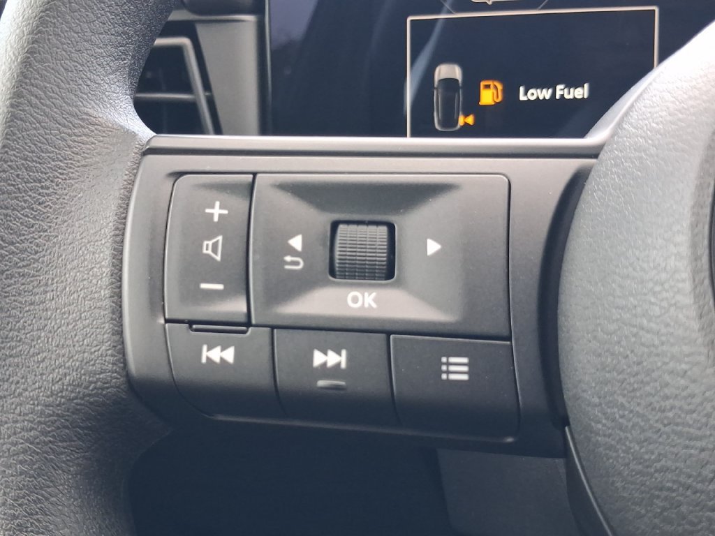 New 2027 Nissan Kicks S FWD image 11