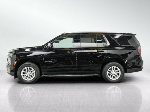 Used 2025 Chevrolet Tahoe LT AWD/4WD image 2