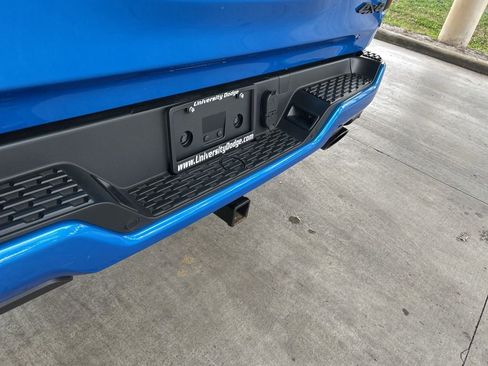 Used 2025 RAM 1500 Big Horn AWD/4WD image 19