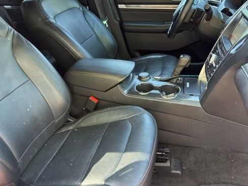Used 2017 Ford Explorer Sport w/ Equipment Group 401A AWD/4WD image 8