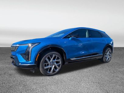 New 2026 Cadillac Optiq Luxury 1 w/ LPO, Floor Liner Package