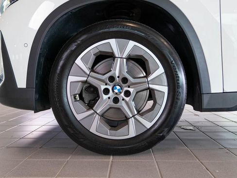 Used 2023 BMW X1 xDrive28i w/ Convenience Package AWD/4WD image 9