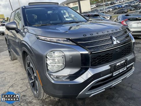 Used 2023 Mitsubishi Outlander SE image 79