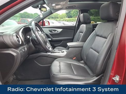 Used 2020 Chevrolet Blazer LT AWD/4WD image 2