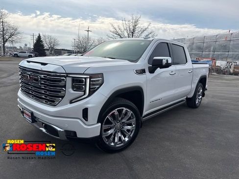 Used 2025 GMC Sierra 1500 Denali w/ Denali Reserve Package AWD/4WD image 1