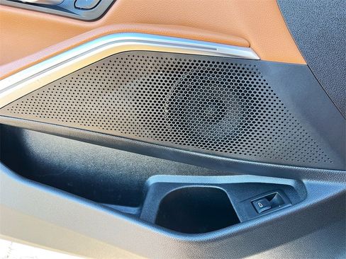 Used 2022 BMW M340i w/ Driving Assistance Package image 19