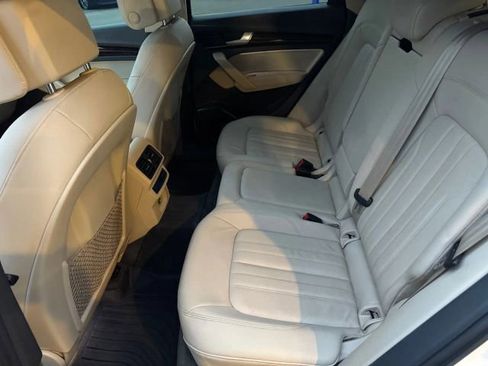 Used 2020 Audi Q5 2.0T Premium image 32