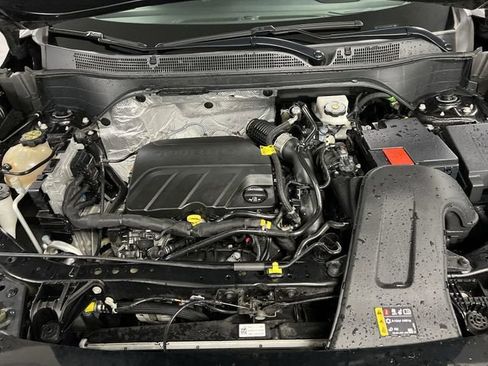 Certified 2024 Chevrolet Trax ACTIV w/ Sunroof Package FWD image 29