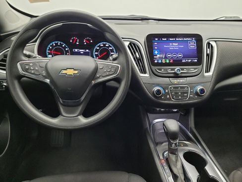 Used 2024 Chevrolet Malibu LT image 22